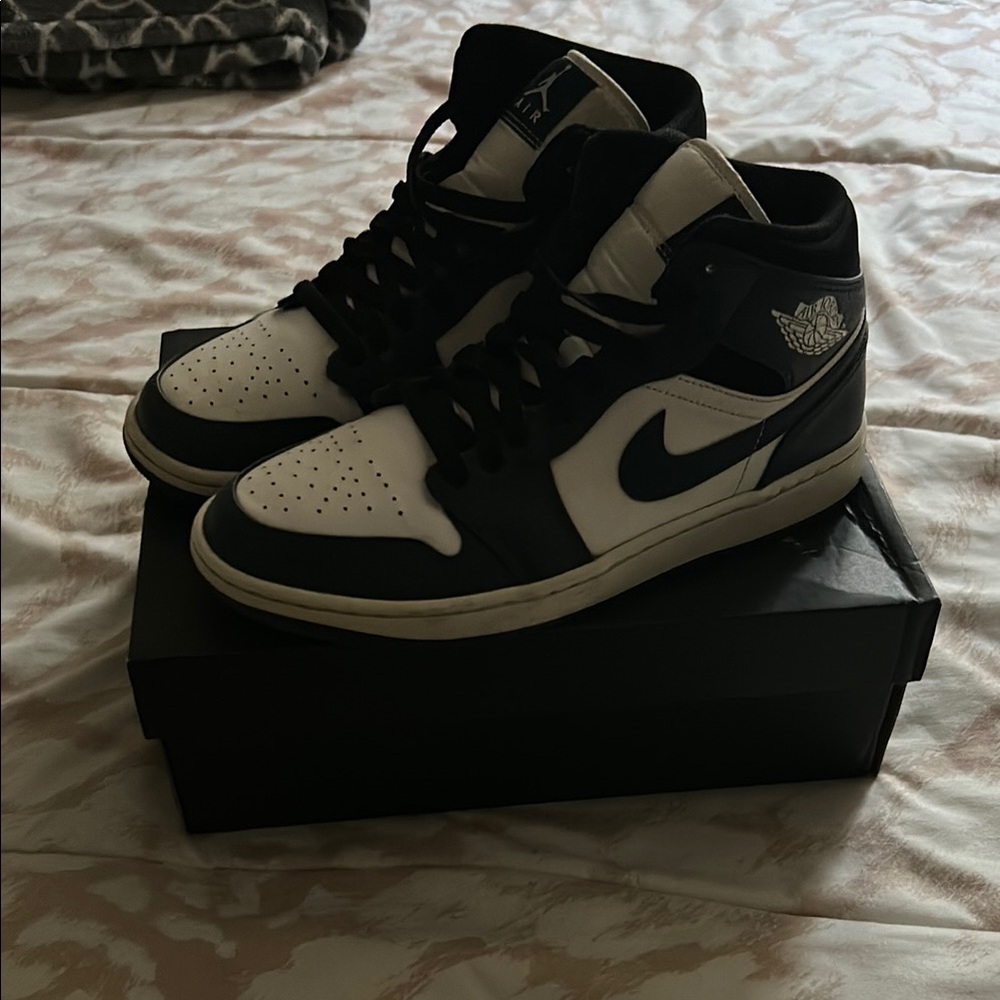 Navy Blue and White Jordan Mid SIZE 9M